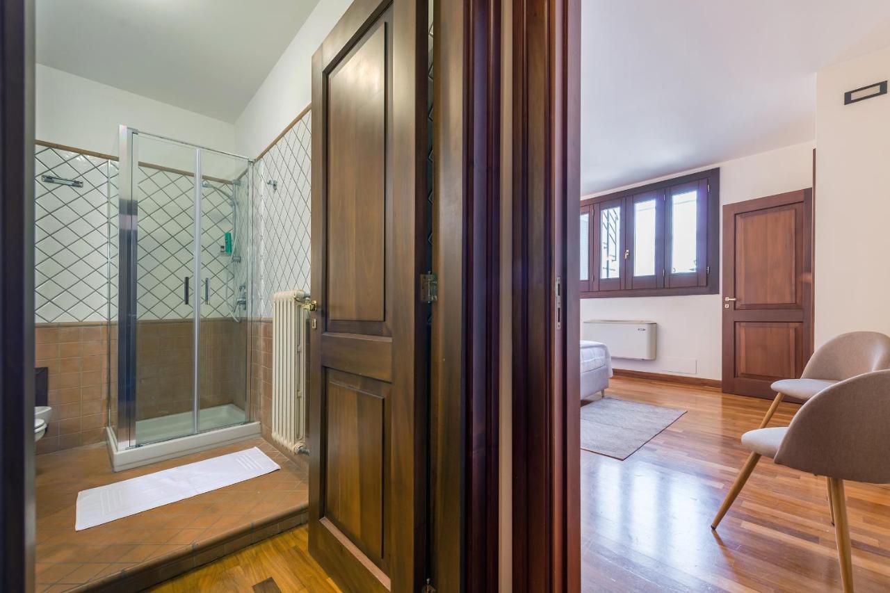 Goodstay Palazzo Marini Suite 레체 외부 사진